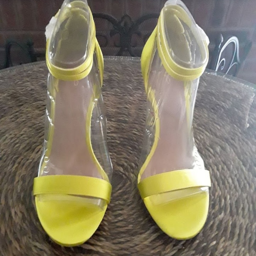 Aldo Shoes - Picture 2 of 4